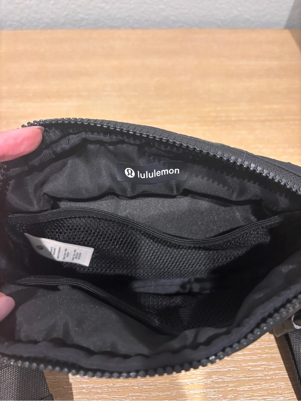 Lululemon Everywhere Puff Belt Bag Large 2L Wunder Puff Black
